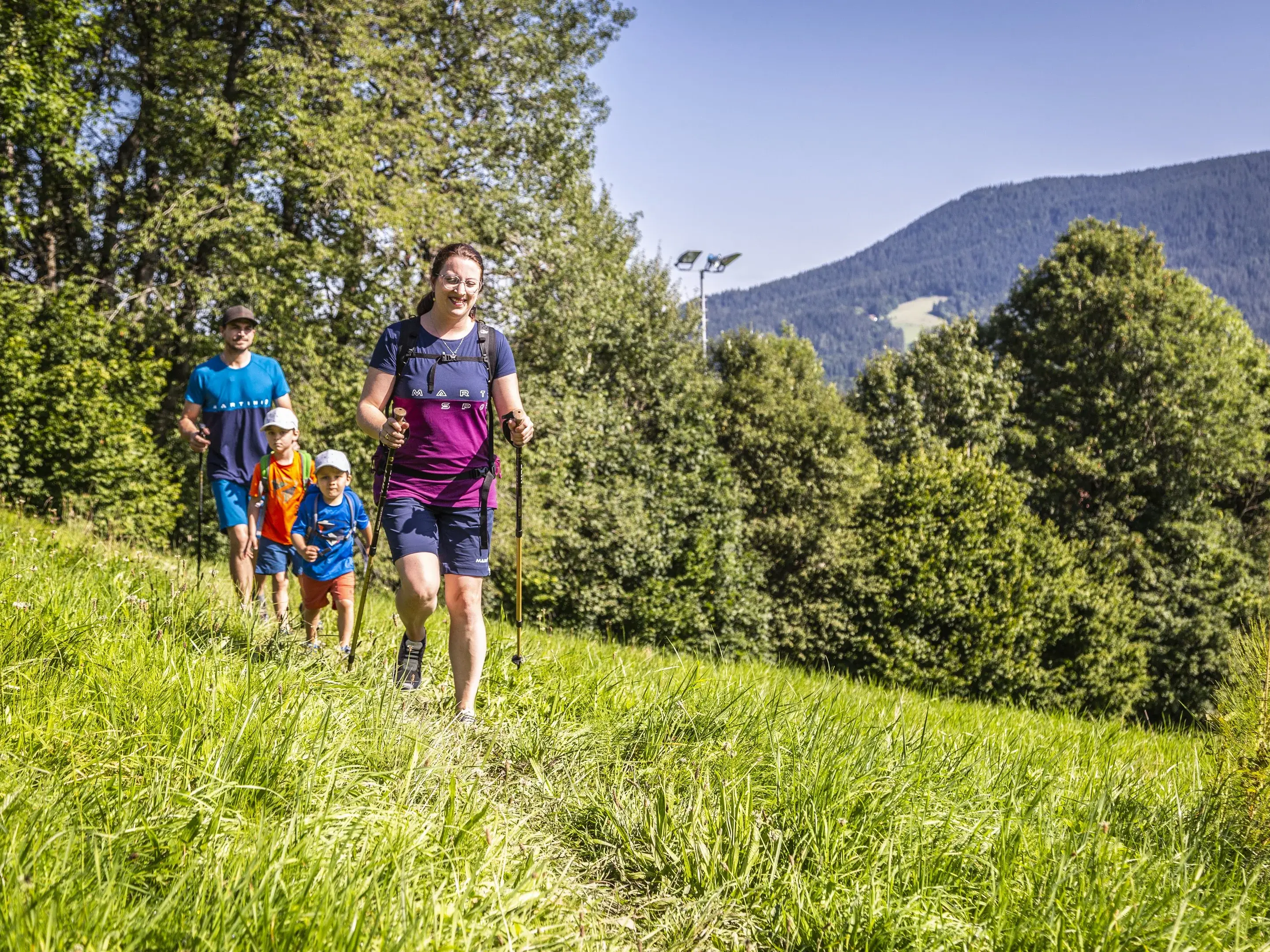 Familienwanderung in Inzell - © Chiemgau Tourismus e.V. Familienwanderung in Inzell
