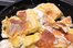 Kaiserschmarrn in der Herstellung