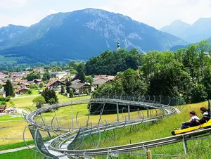 Chiemgau Coaster © Sommerrodelbahn Ruhpolding GmbH & Co. KG Sommerrodelbahn in Ruhpolding mit Bergblick